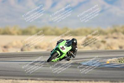 media/Dec-07-2025-CVMA (Sun) [[3e7d2de5dc]]/Race 18-Formula Twins-Formula 40 UL/